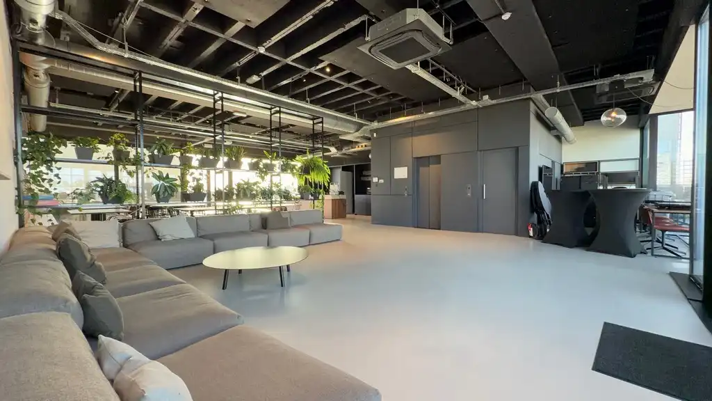 Instapklaar kantoor te huur in Hardy Building te Antwerpen foto 10