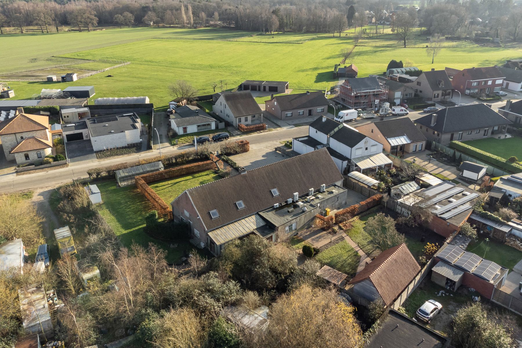 Handelspand (voorheen restaurant) met bovengelegen woonst op een perceel van 2.128 m². foto 31