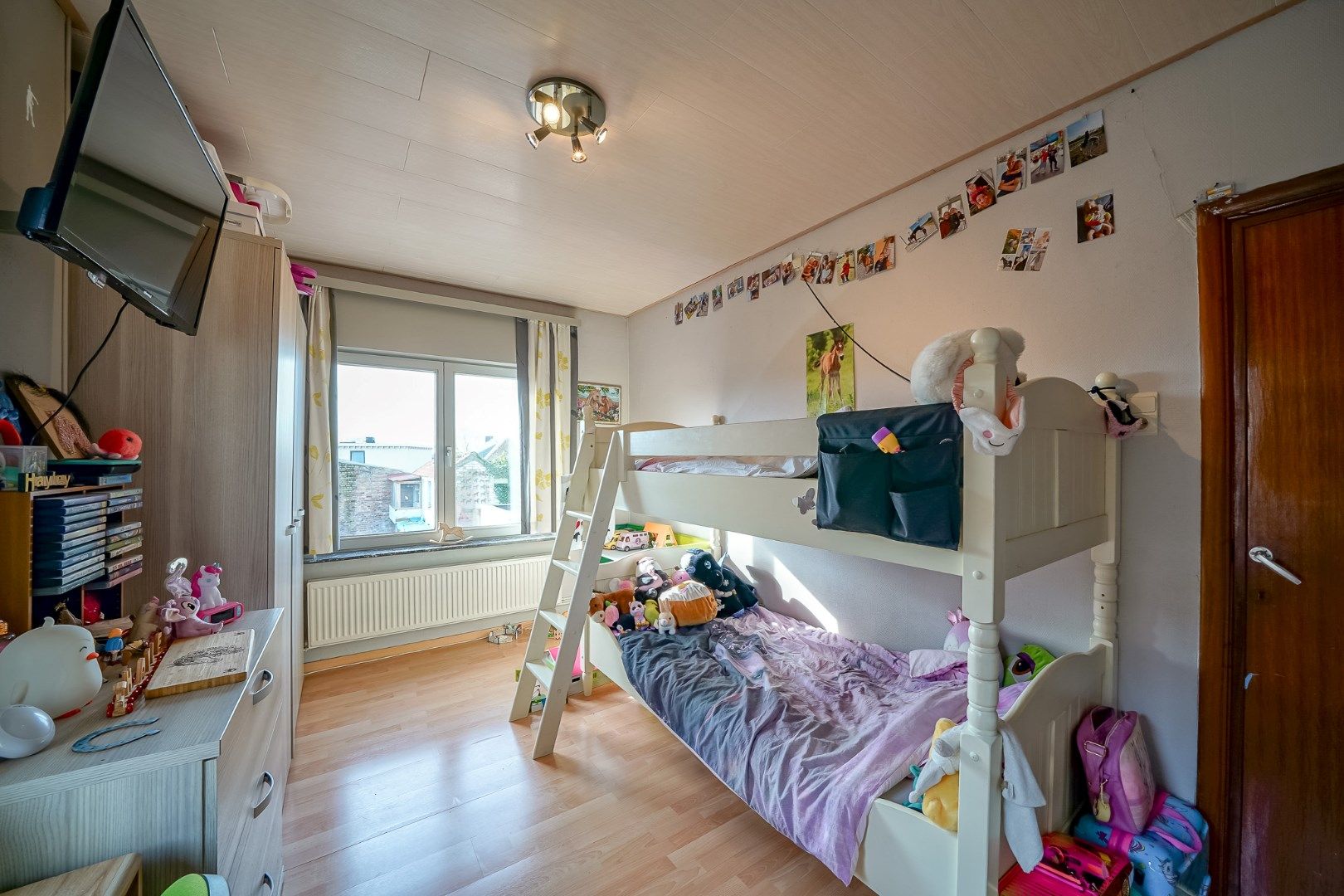 Ruime halfopen woning met 5 slaapkamers en zonnige tuin in Oudenburg foto 14