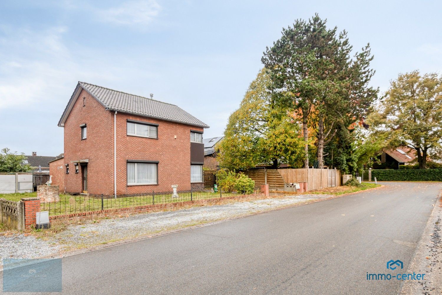 Hoofdfoto van de publicatie: Charmante open bebouwing 3 slpkm - 7 are - renovatieproject