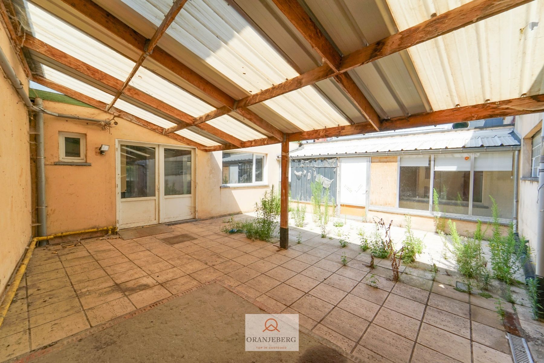 Ideaal te renoveren rijwoning + werkplaats + garage + tuin voor 591m² foto 29