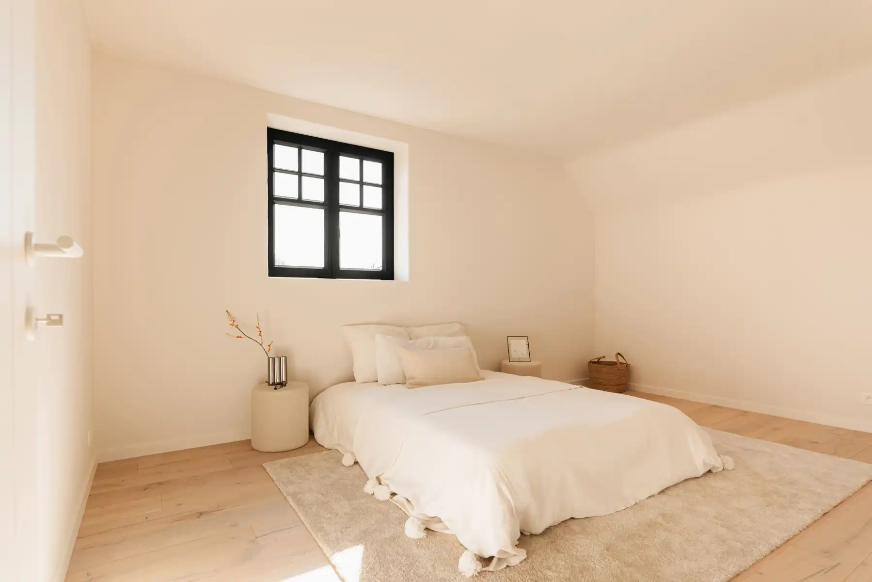 Stijlvolle nieuwbouwwoning met zicht op blijvend groen foto 11