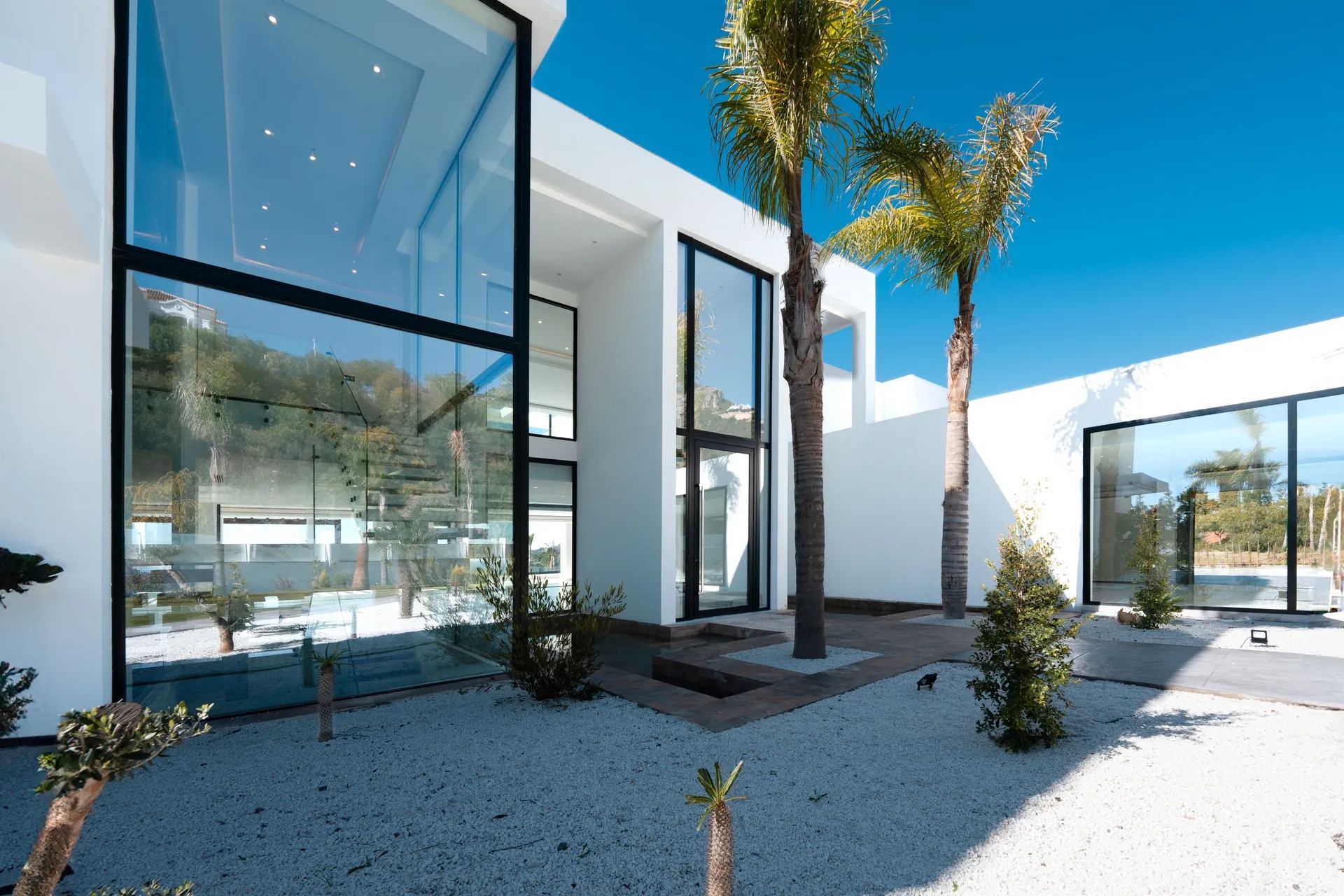 Adembenemende villa in Benahavis - prachtig zicht en luxe! foto 24