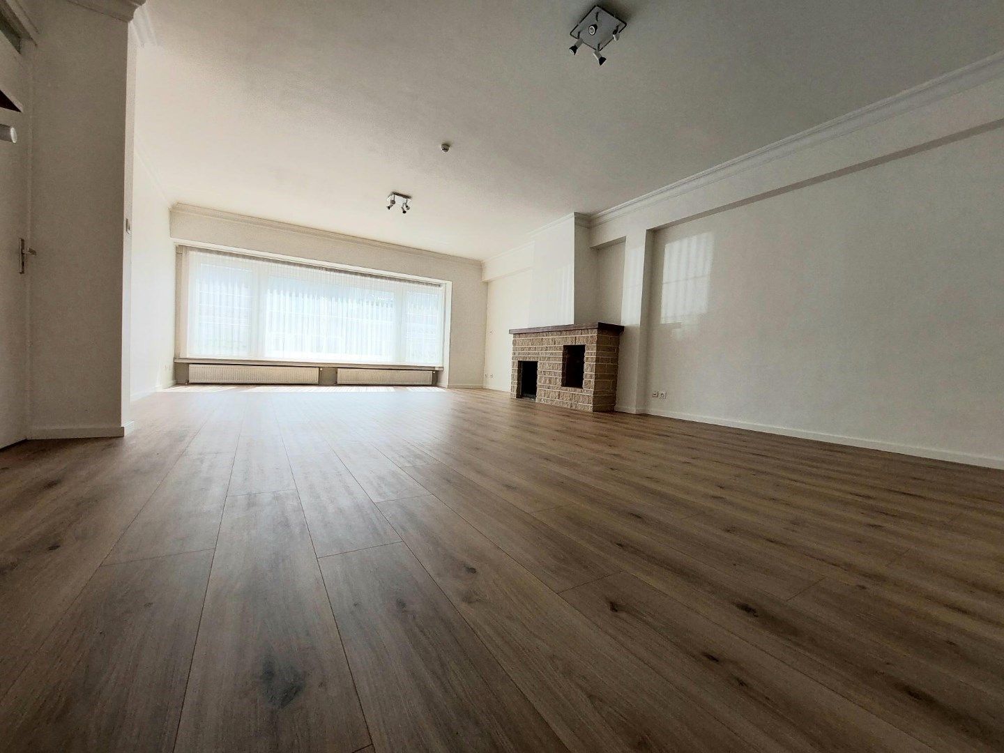 Ruim opgefrist appartement foto 6