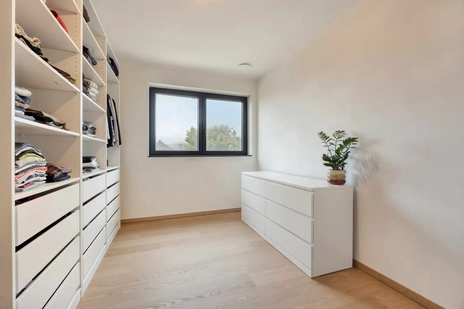 Mooie nieuwbouwwoning onder het registratierecht foto 21