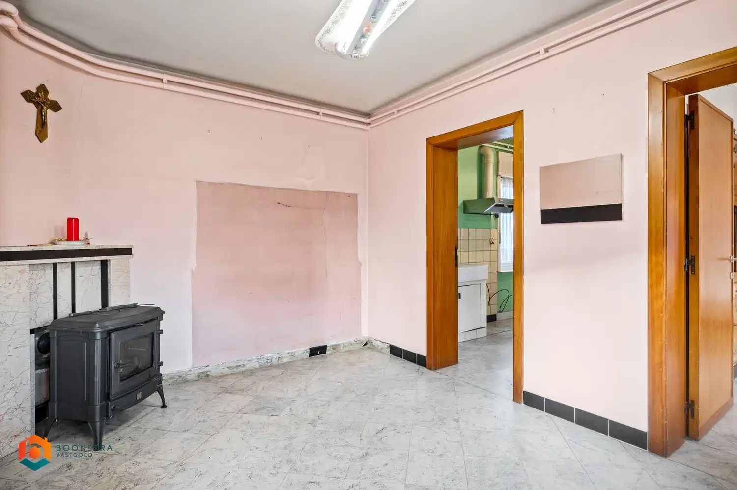 Te renoveren woning met 3 slpkrs en 2 garages in Berlaar-Heikant foto 9