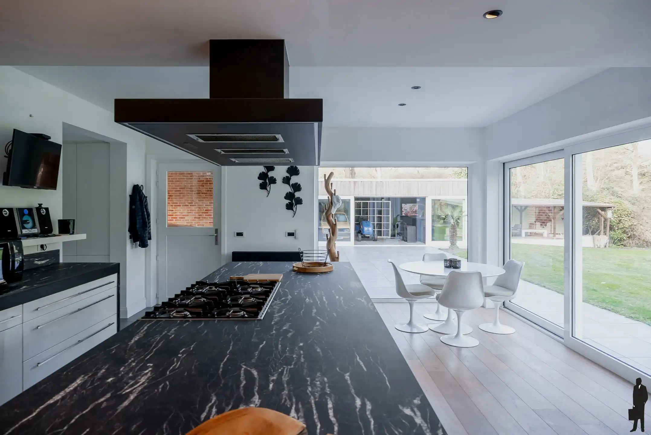 Villa op royaal perceel! foto 12