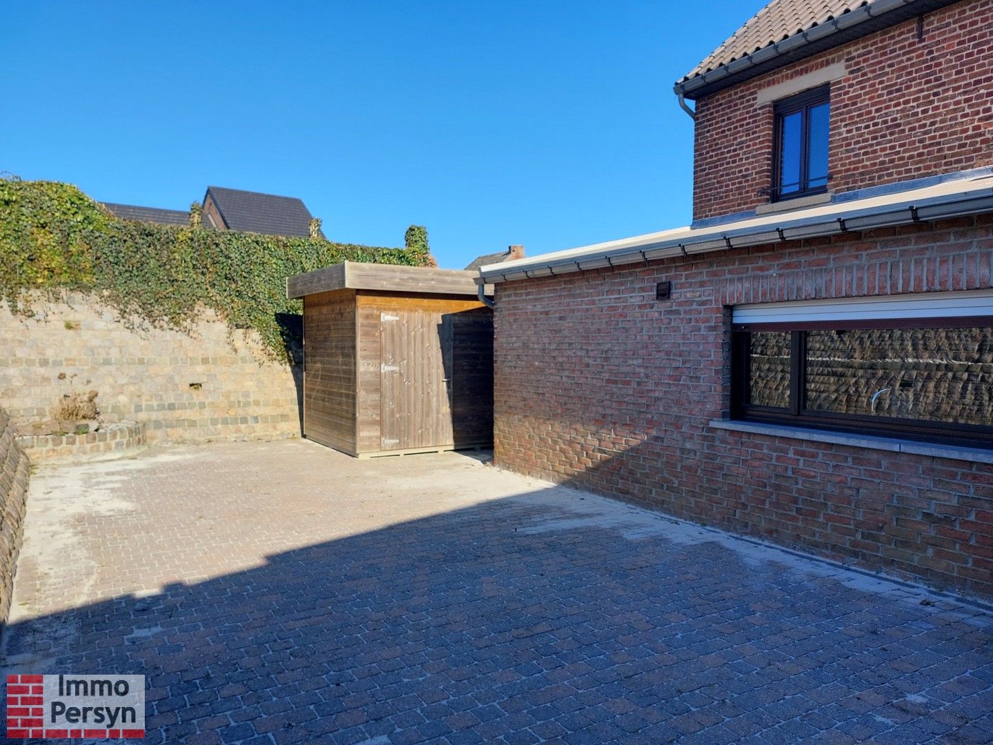 Rustig gelegen woning met loods foto 23