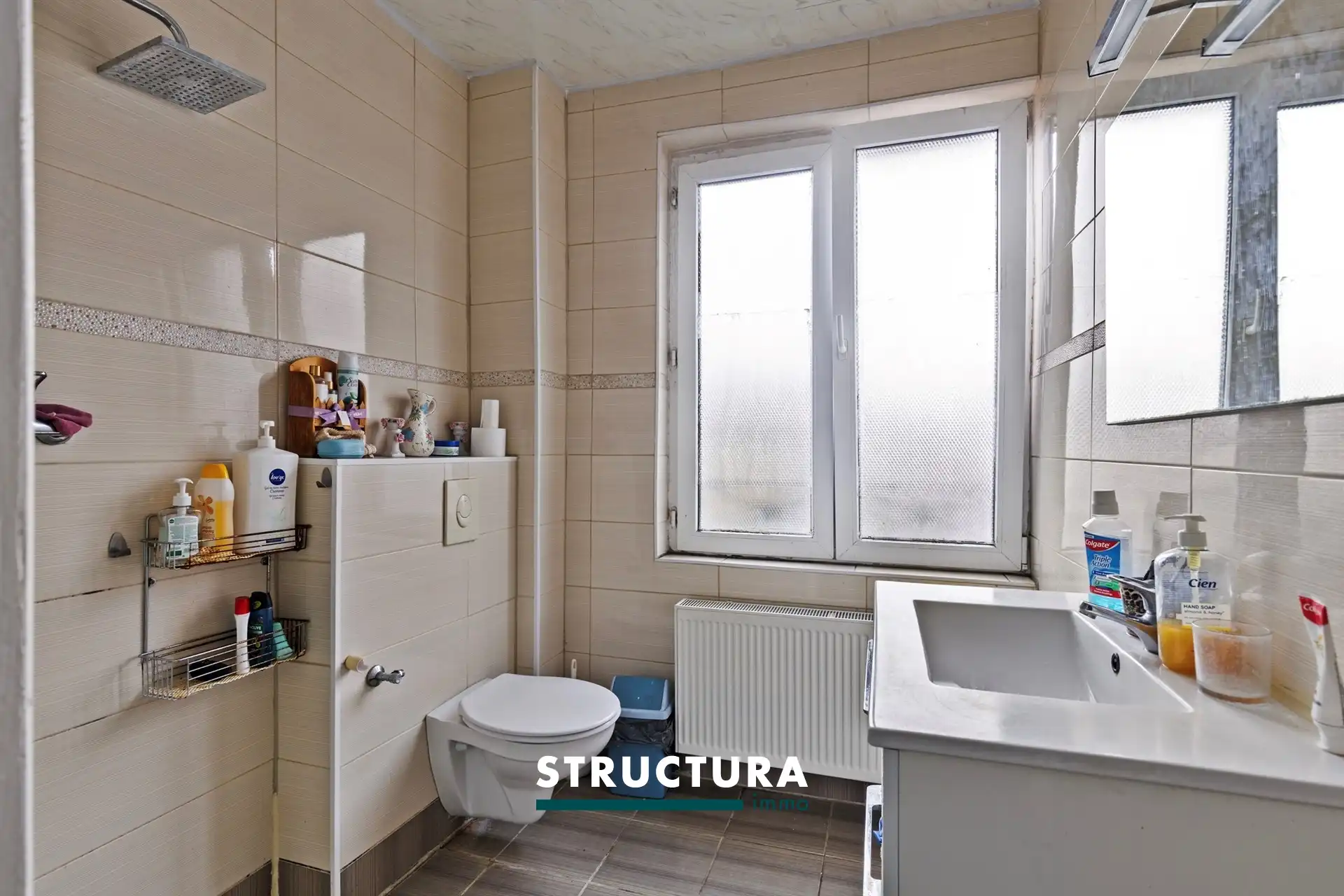 Eengezinswoning met 5 slaapkamers foto 7
