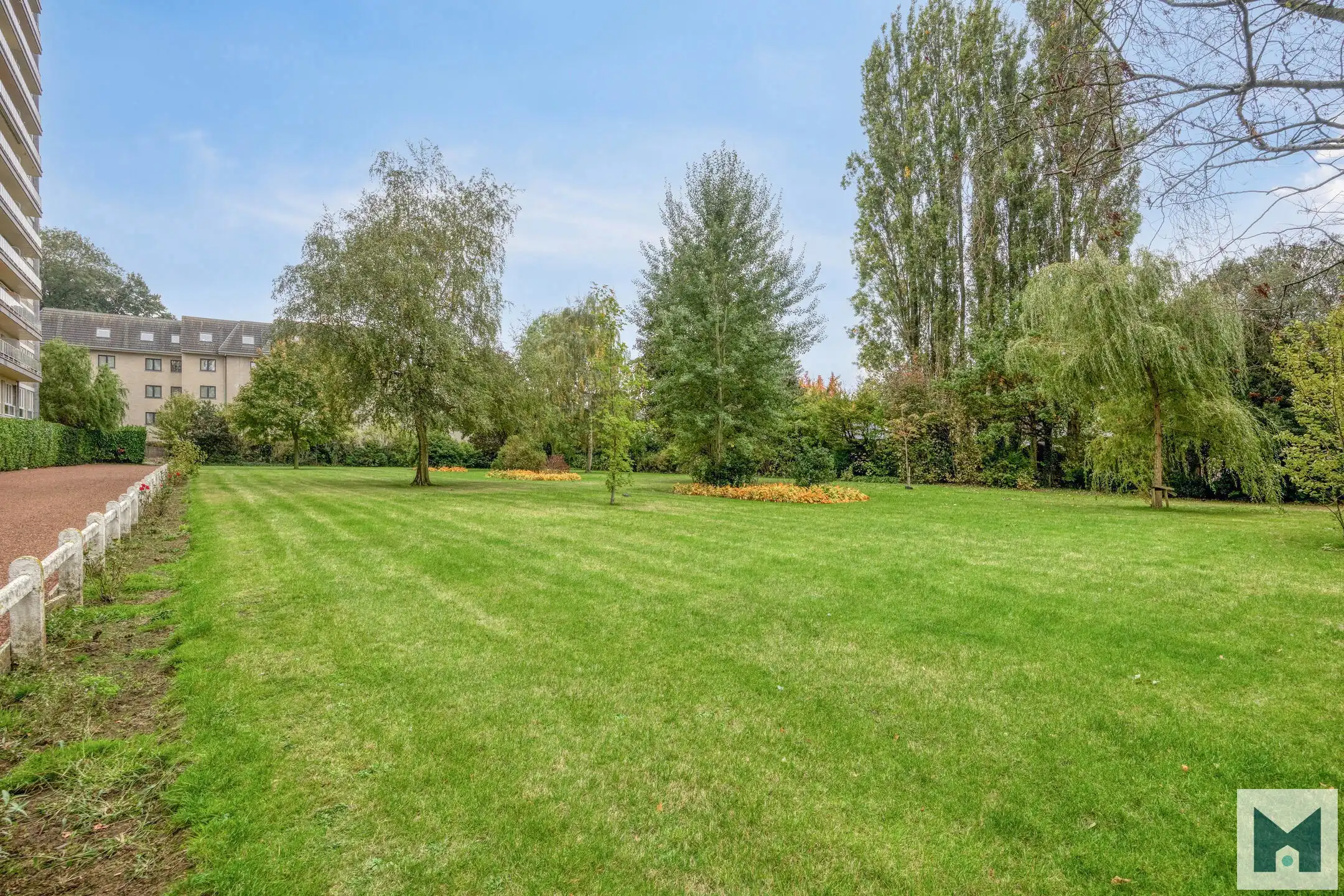 Gelijkvloers appt met 1 slpk en uitzicht op park te Aalst! foto 6