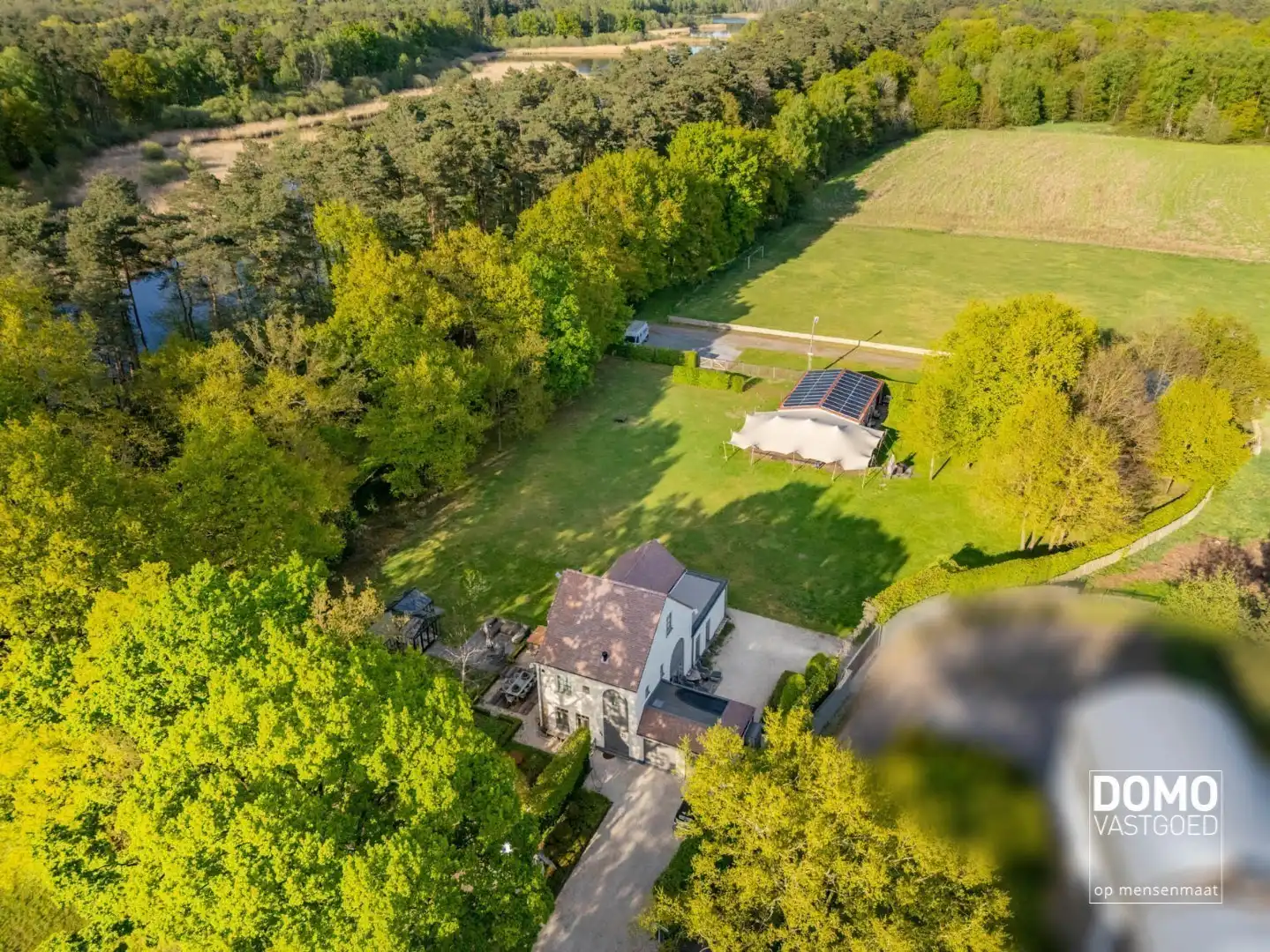 Exclusieve villa, zeer rustig gelegen, aan de groene bossen van Bolderberg. foto 5