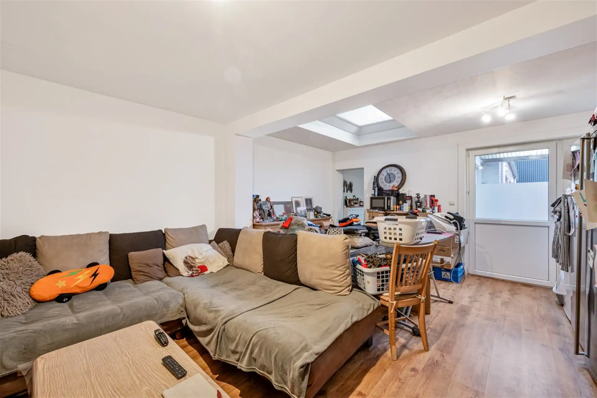 Centraal gelegen gelijkvloers appartement met 2 slaapkamers foto 2