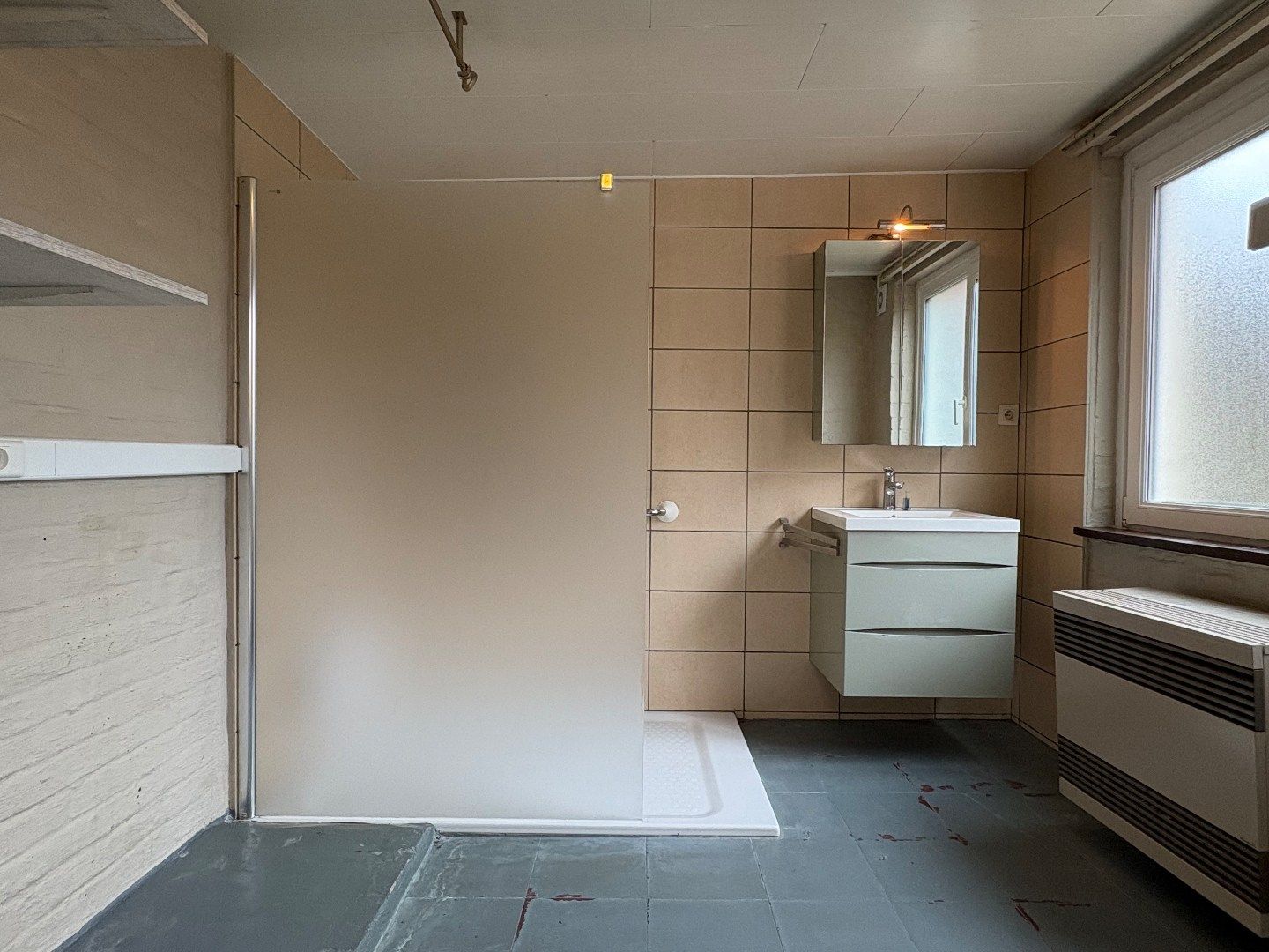 Sterke woning in beton met 3 garages, landelijke verzichten in Hulste. foto 8