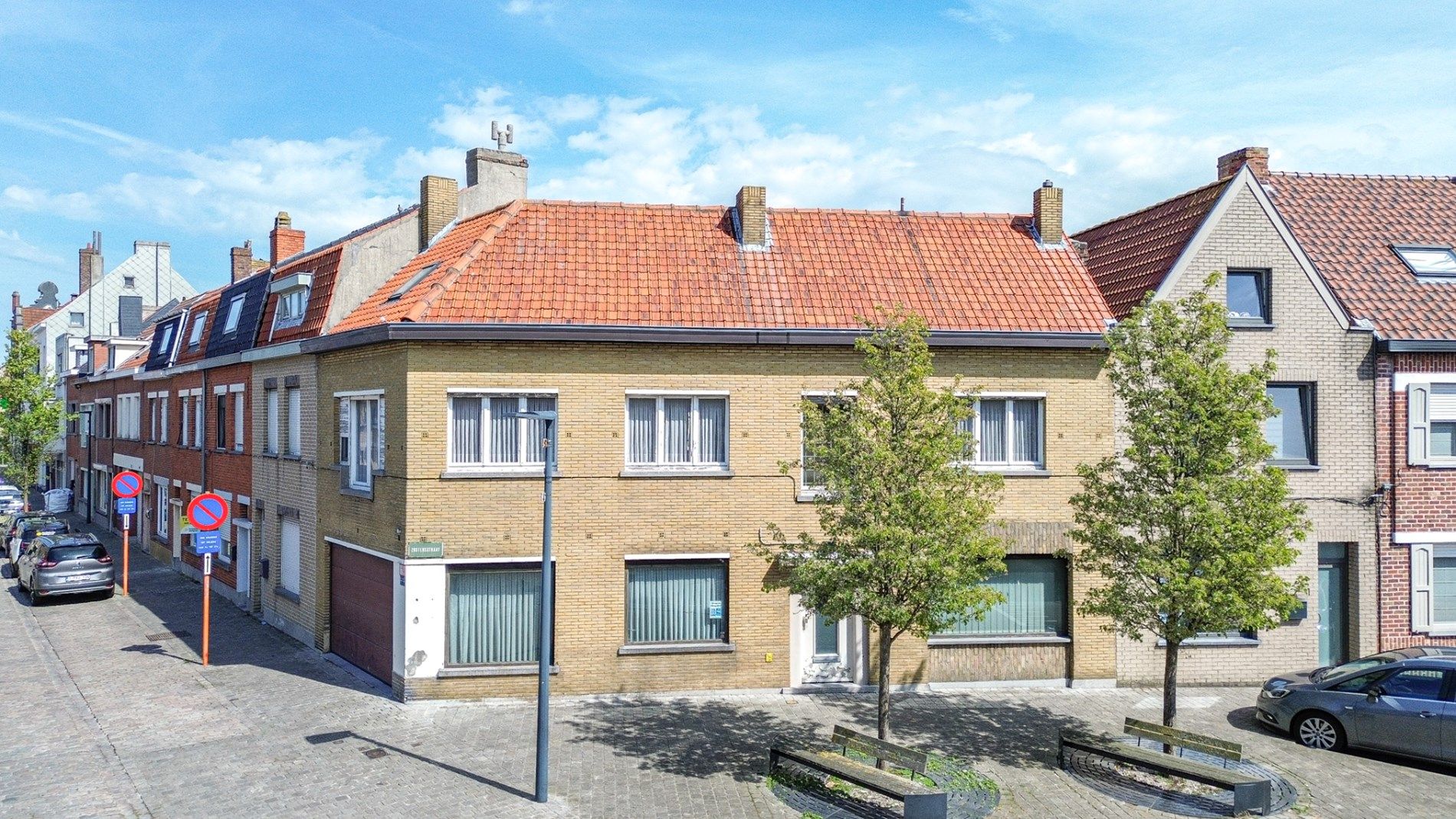 Rijwoning met garage in hartje Zeebrugge foto 2