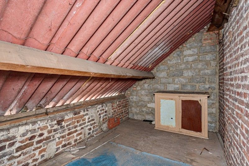 Charmante, te renoveren woning met tuin op 5are foto 30