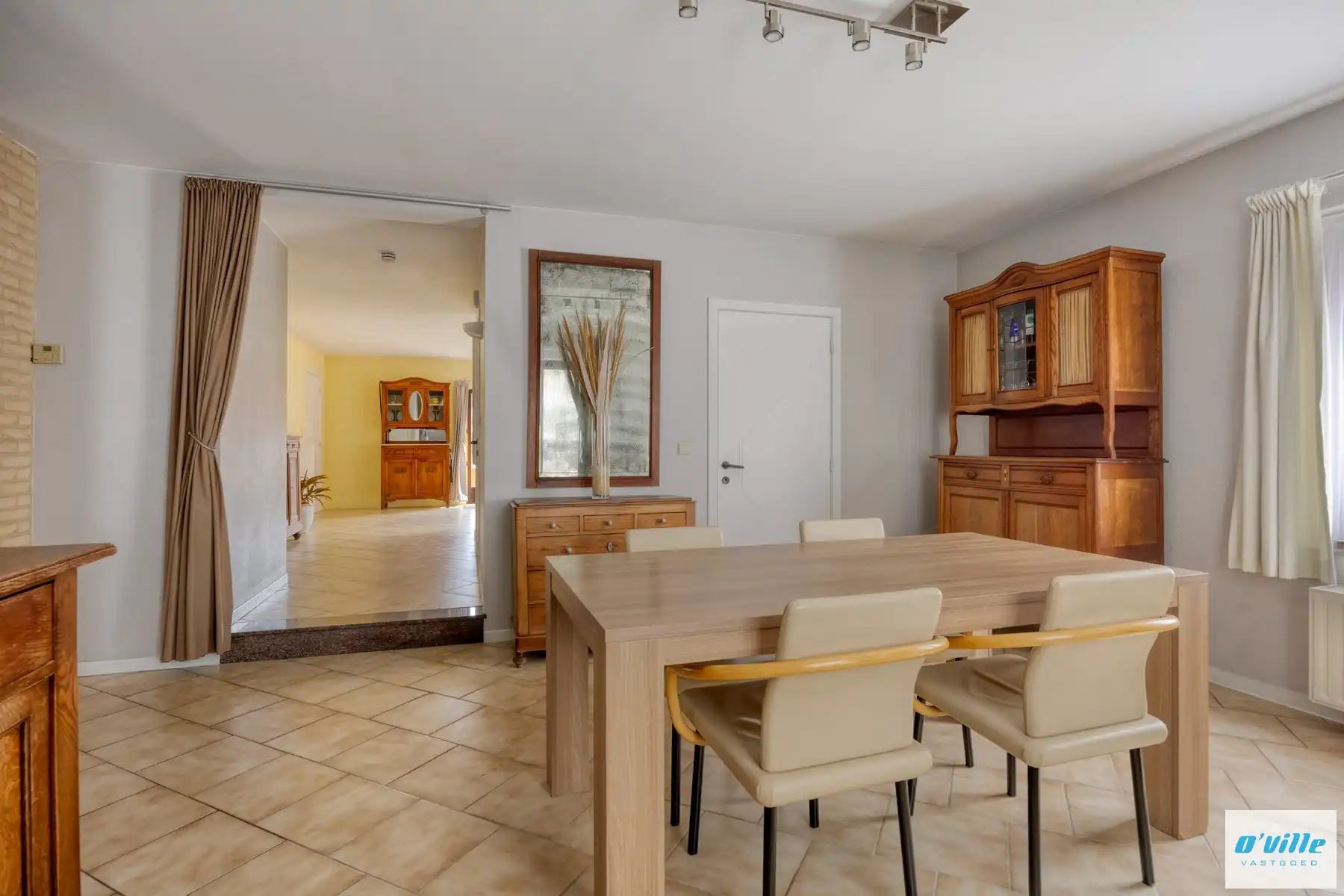 Grote woning met veel uitbreidingsmogelijkheden foto 6