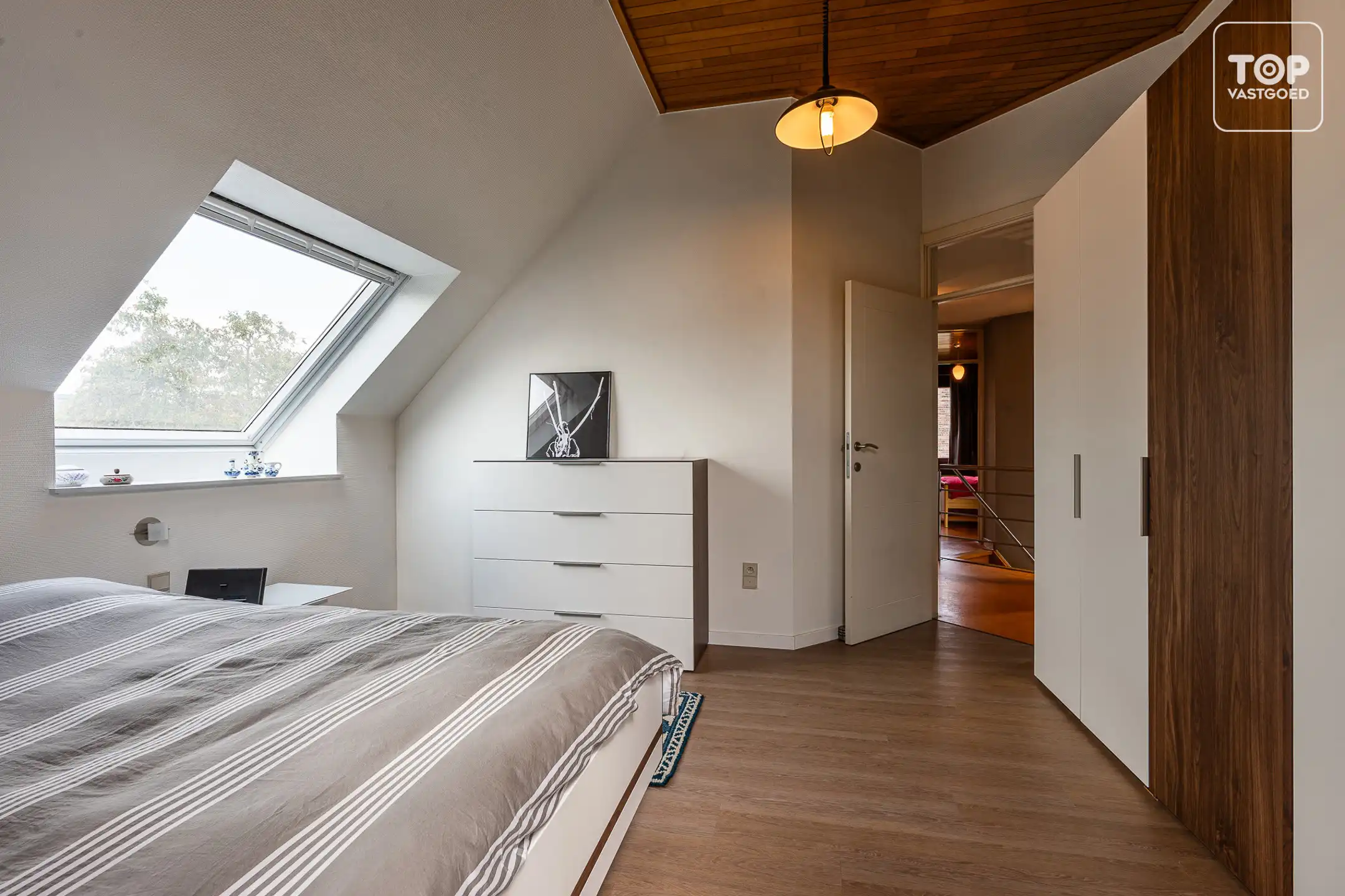 Instapklare open bebouwing op een perceel van 926m².  foto 13