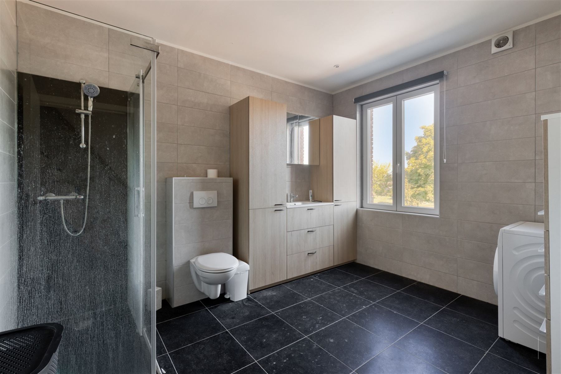 Recent gerenoveerde woning foto 11