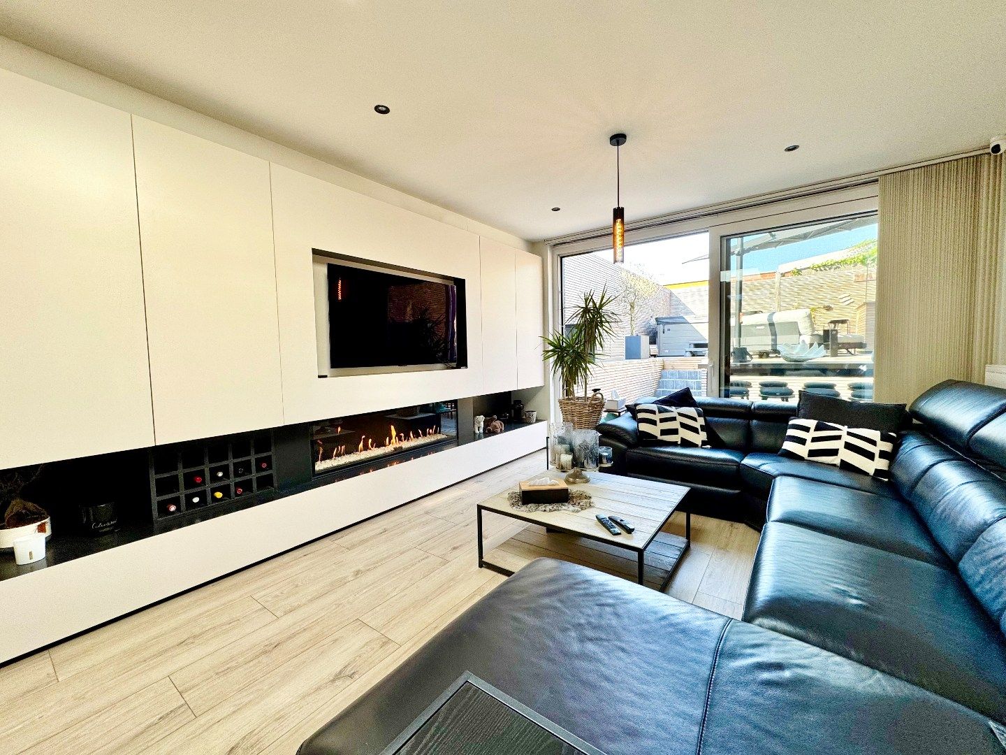 Recente instapklare gezinswoning met zonnige tuin op rustige centrale ligging. ( EPC: A ) foto 7