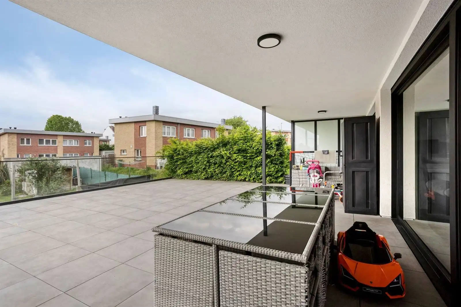 instapklaar appartement 3 slaapkamers,terras en staanplaats   foto 24