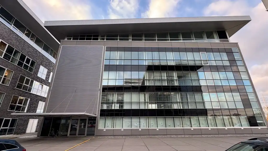 Standalone kantoorgebouw te huur langs R4 in Merelbeke-Melle foto 29