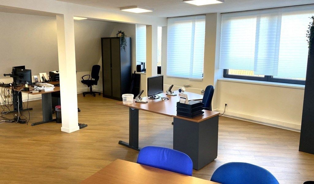 Instapklare kantoorruimte te huur vlakbij R4 in Gent foto 3