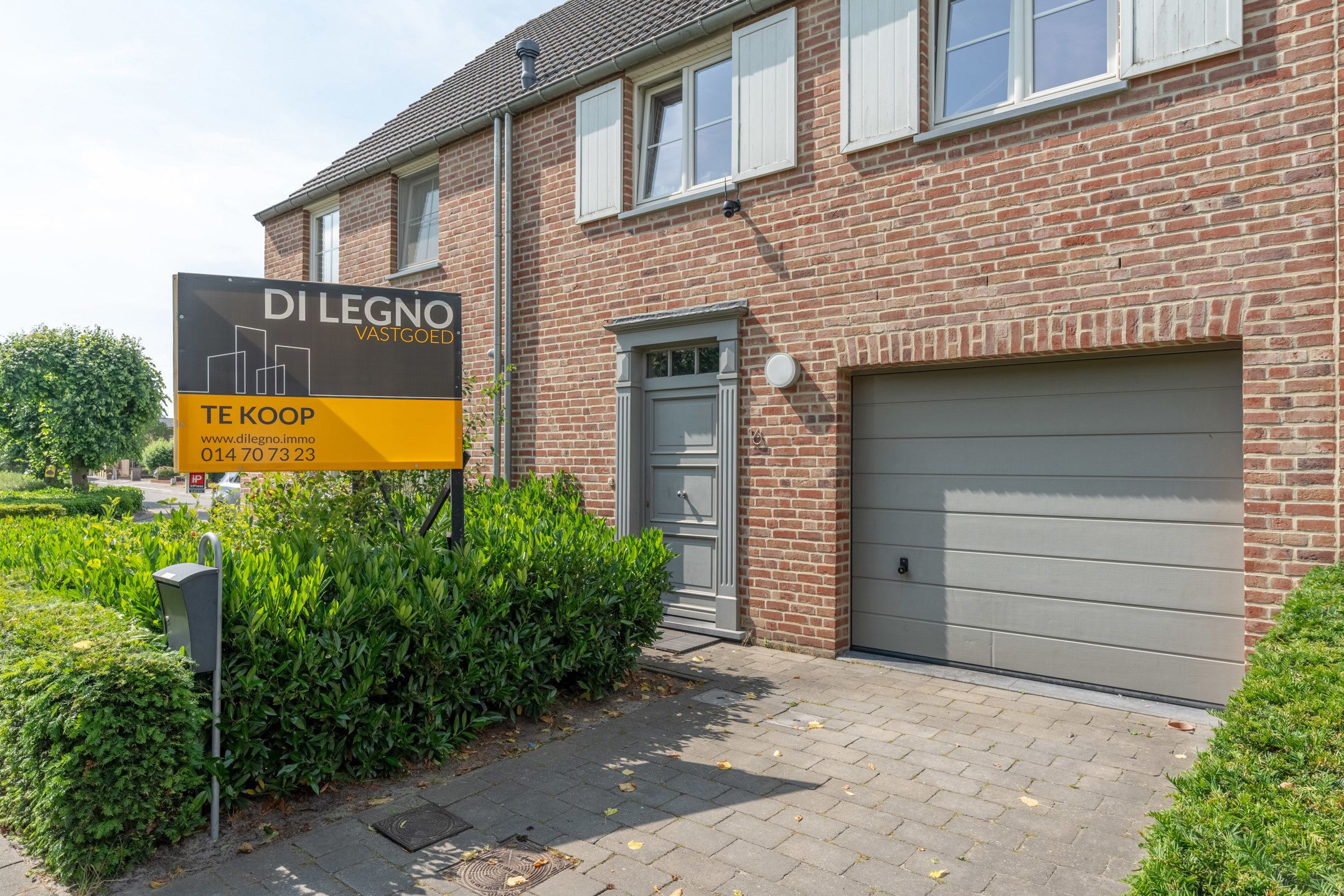 Recente energiezuinige gezinswoning te centrum Vosselaar! foto 2