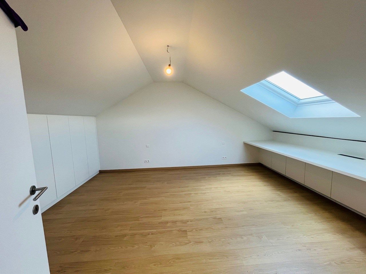 Uniek 3-slaapkamerappartement in het voormalige gemeentehuis van Vleteren foto 13