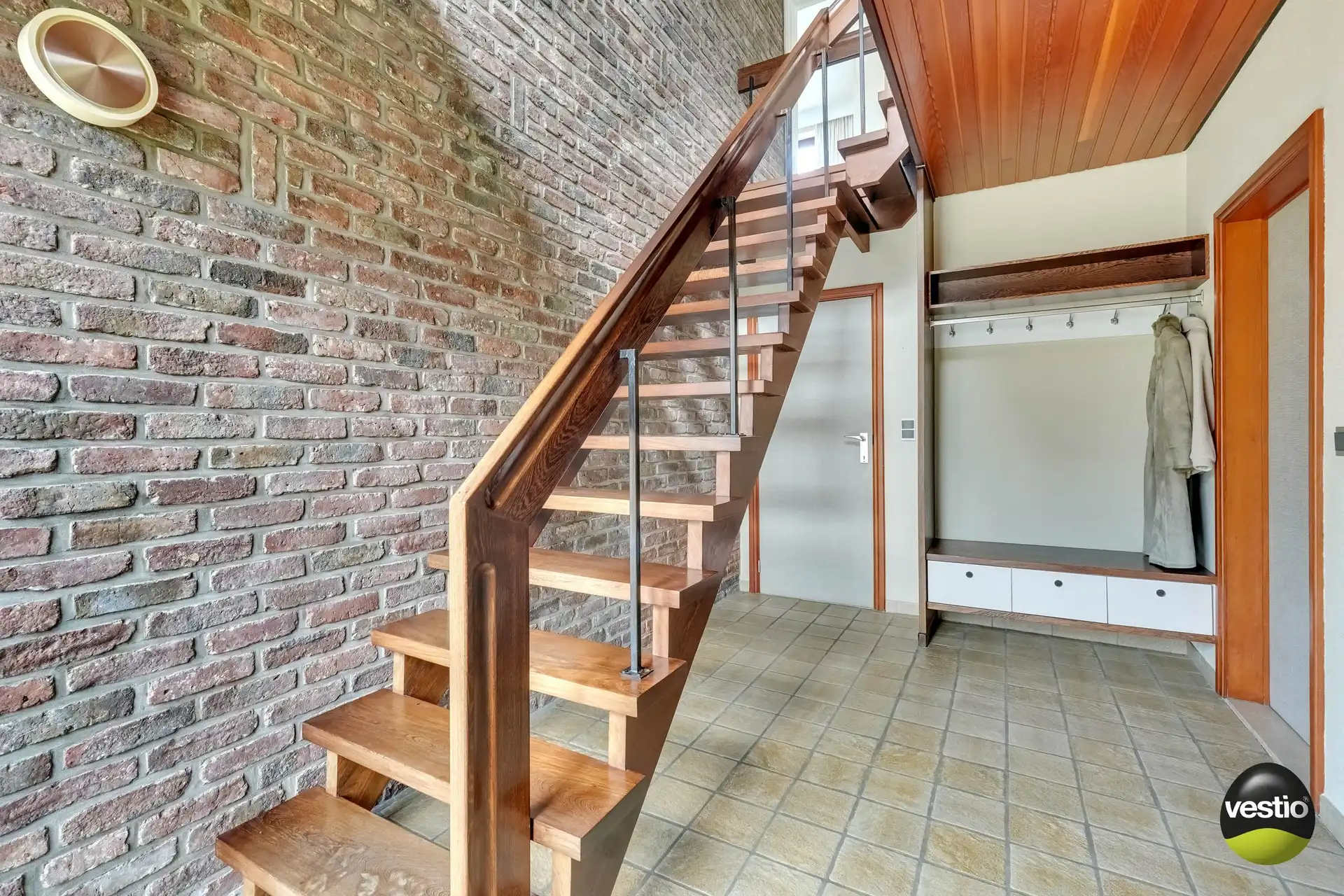 RUIME WONING MET 4 SLAAPKAMERS TE EISDEN foto 16