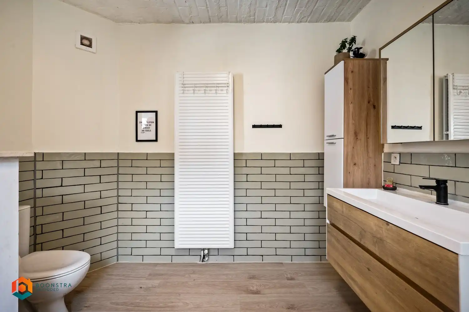 Leuke woning met 3 slpkrs en vergund magazijn/loods van 300m² foto 21