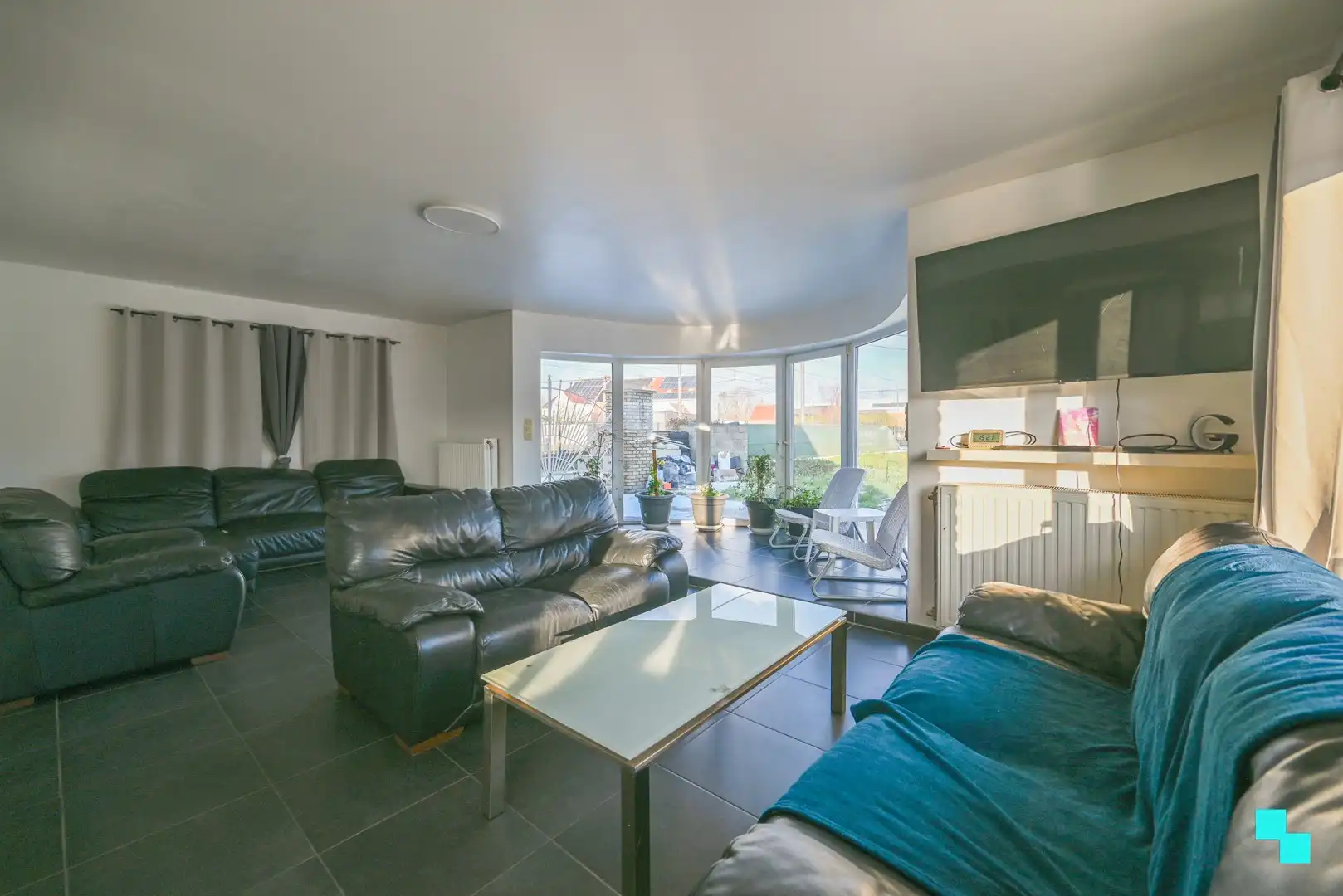 Vrijstaande woning op een afgelegen weg in Desselgem! foto 9