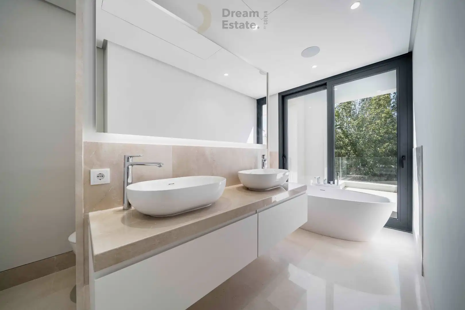 Instapklare villa op ca 1,5km van het strand en zee, te El Campanario. foto 29