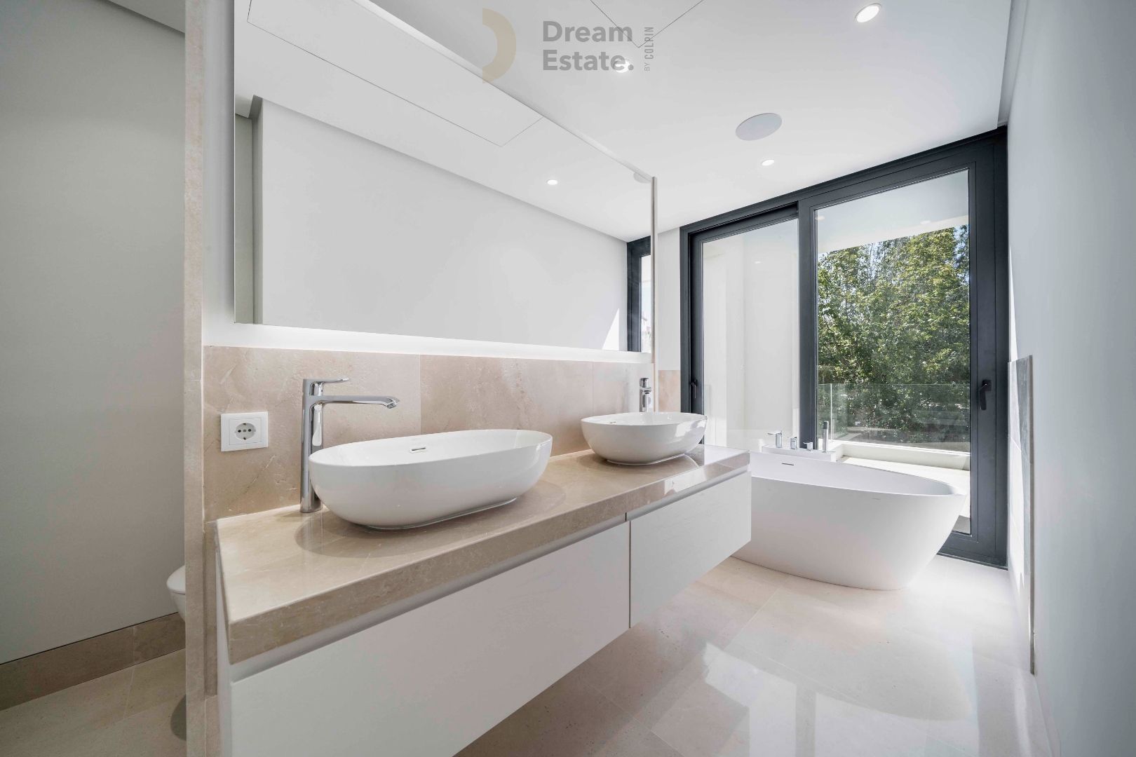 Instapklare villa op ca 1,5km van het strand en zee, te El Campanario. foto 29