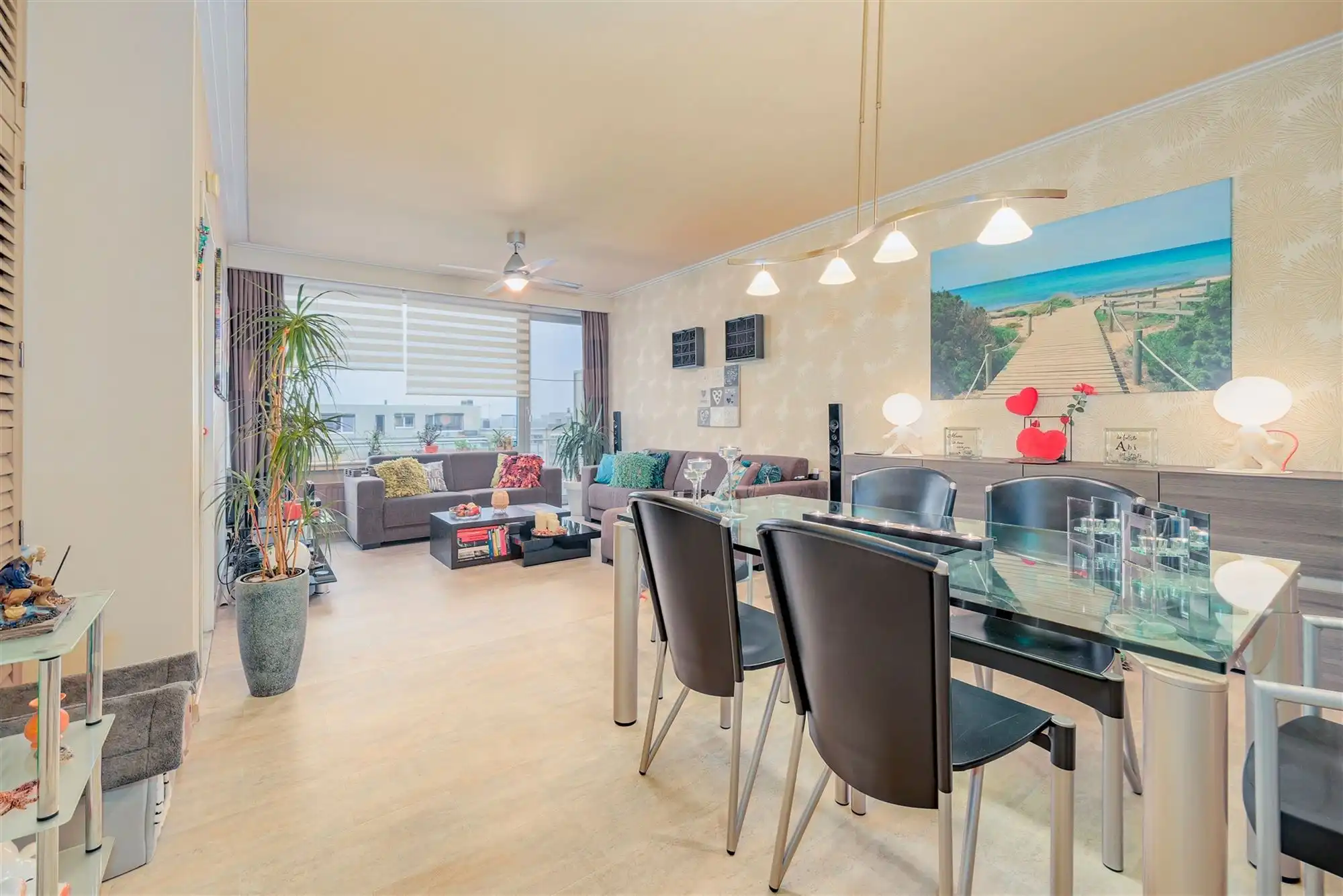 Instapklaar appartement met 2 slaapkamers in Merksem foto 6