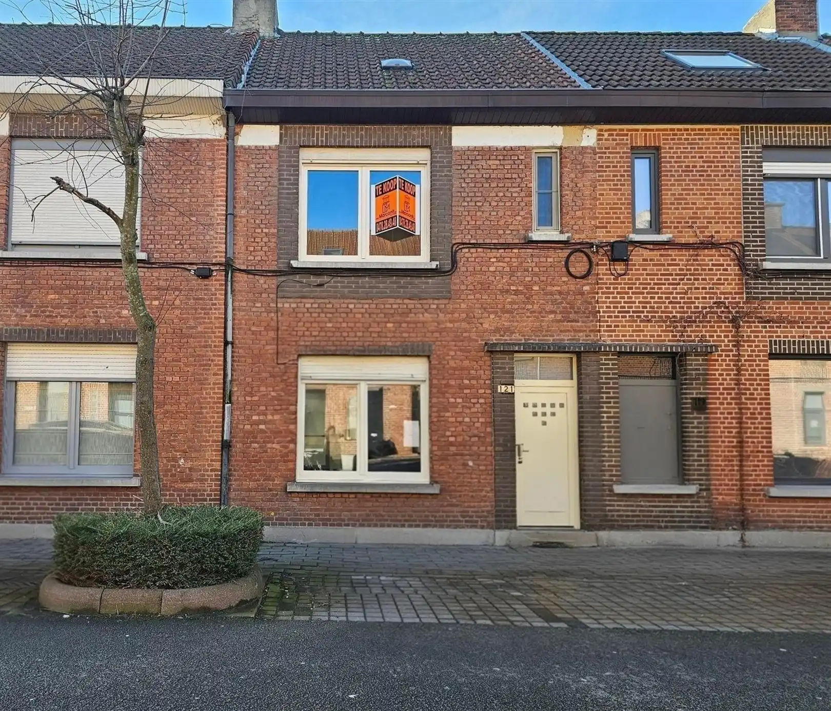 Hoofdfoto van de publicatie: Woning met 3 à 4 slpks en tuin