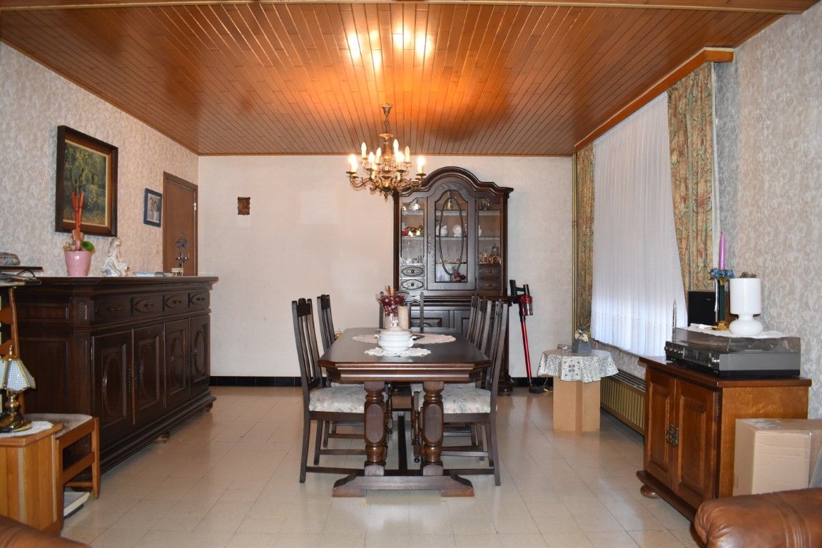 Halfopen bebouwing met werkhuis en prachtig uitzicht in Wellen foto 8