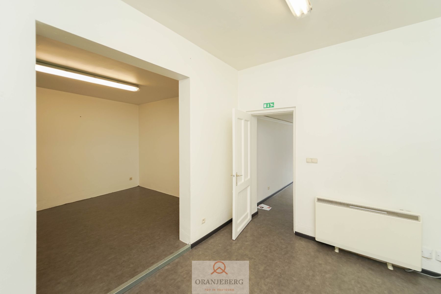 Handelspand (103 m²) met grote visibiliteit centrum Zwijnaarde! foto 9