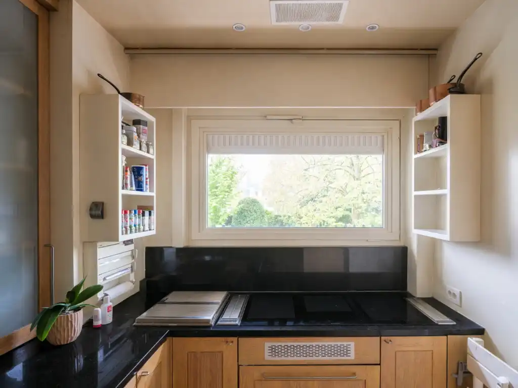 Klassevol hoekappartement met drie slaapkamers en ruim terras nabij het centrum van Gent foto 8