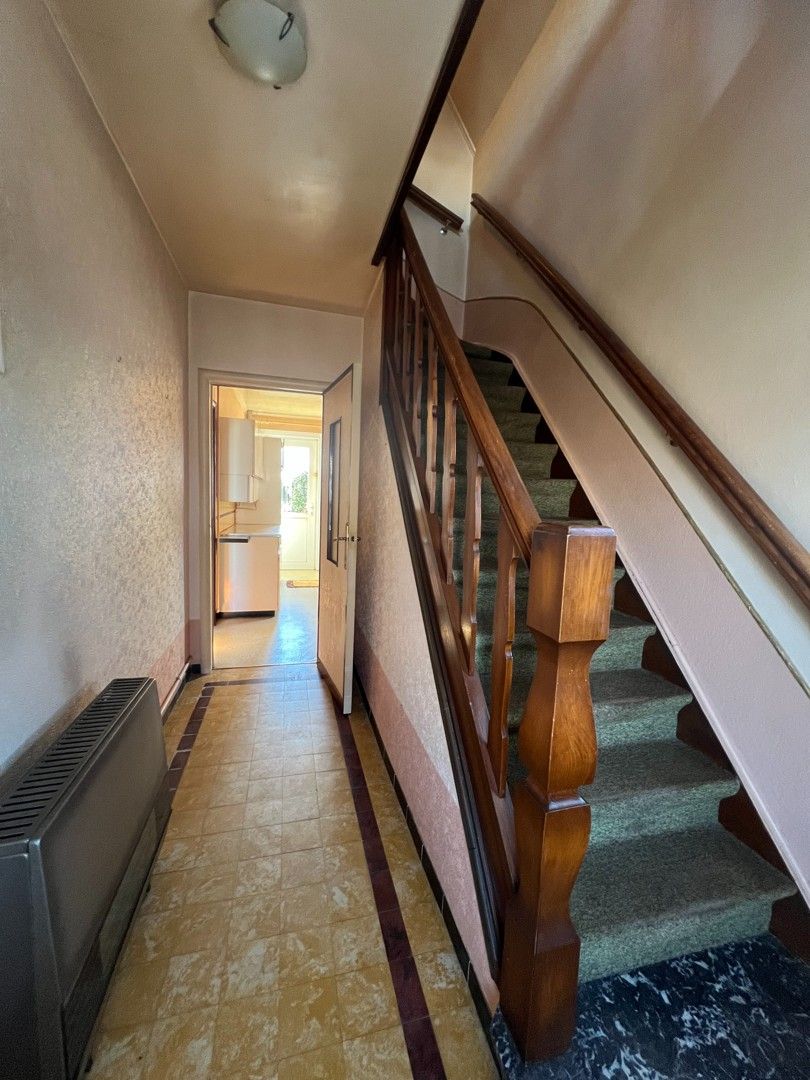 Te renoveren woning in het centrum foto 7