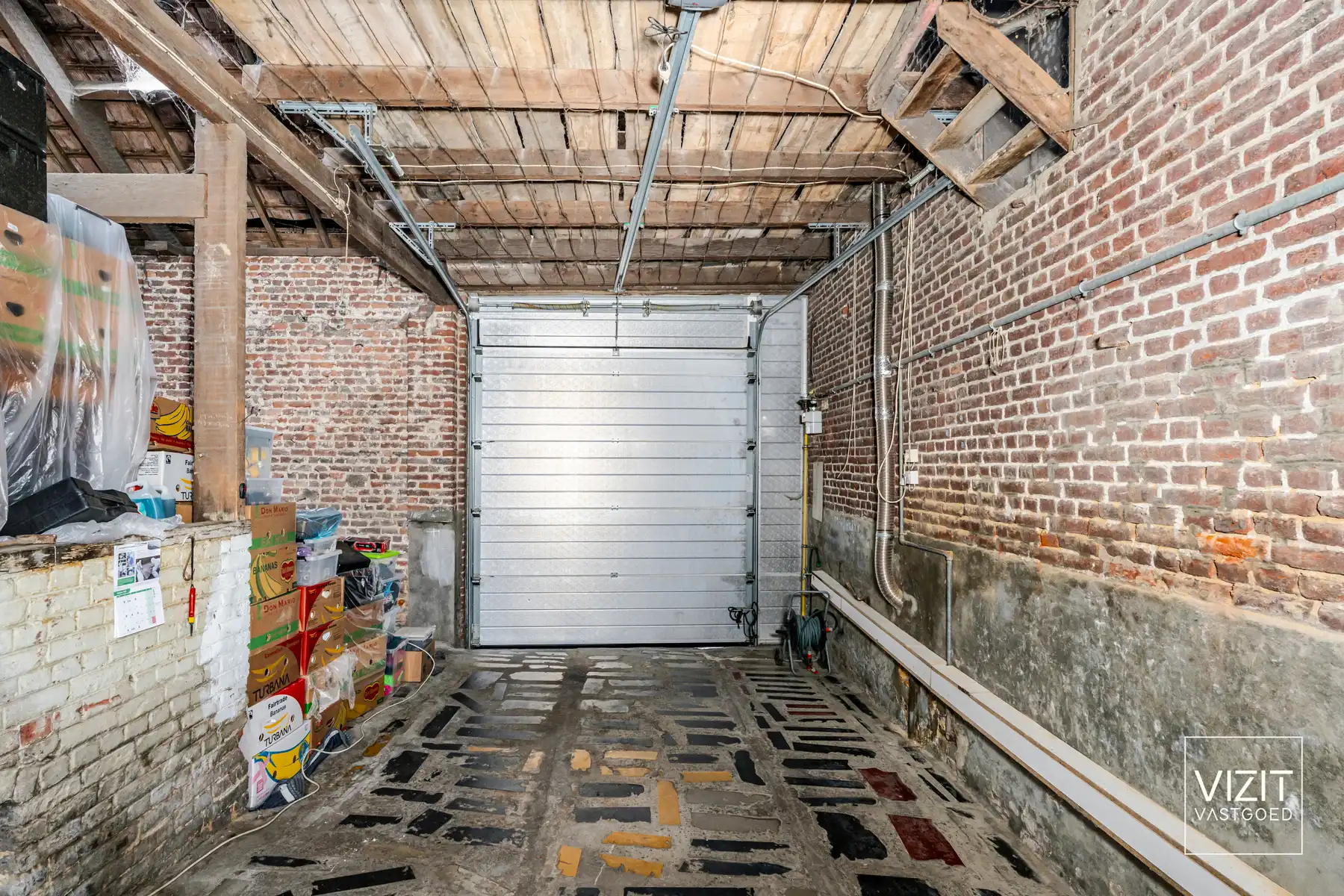 Renovatieproject met ruime garage!  foto 15