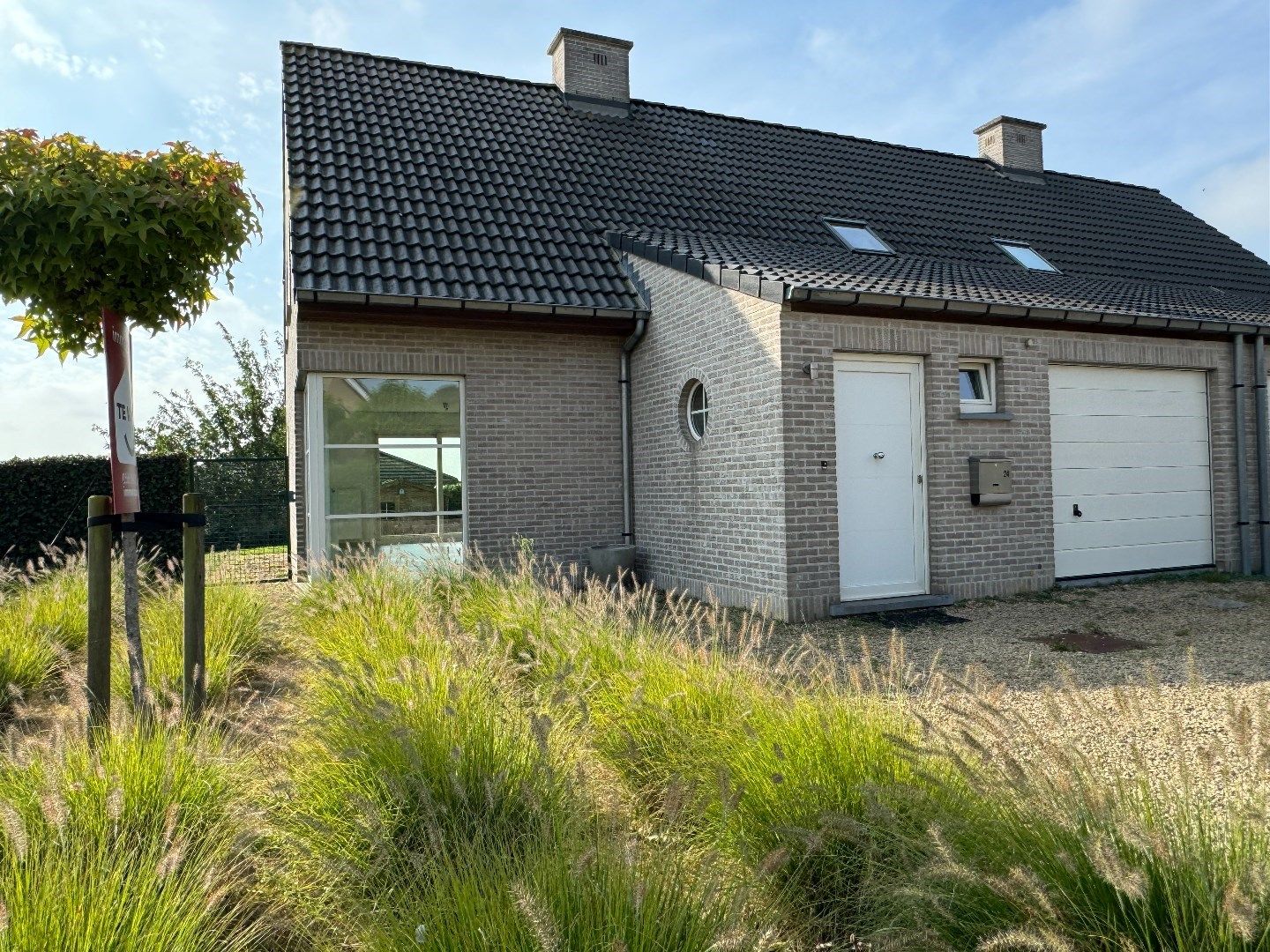 Instapklare woning met leuke zuidgerichte tuin met prachtig zicht op de Vlaamse Ardennen  foto 2