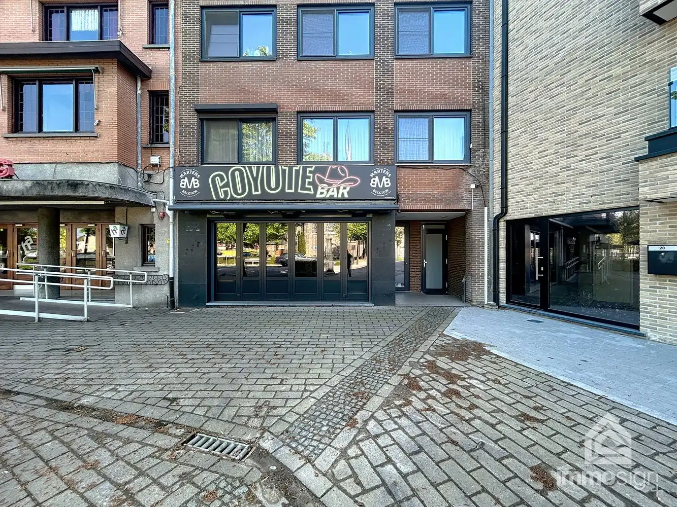 Ideale locatie voor jouw zaak in het hart van Hamont! foto 17