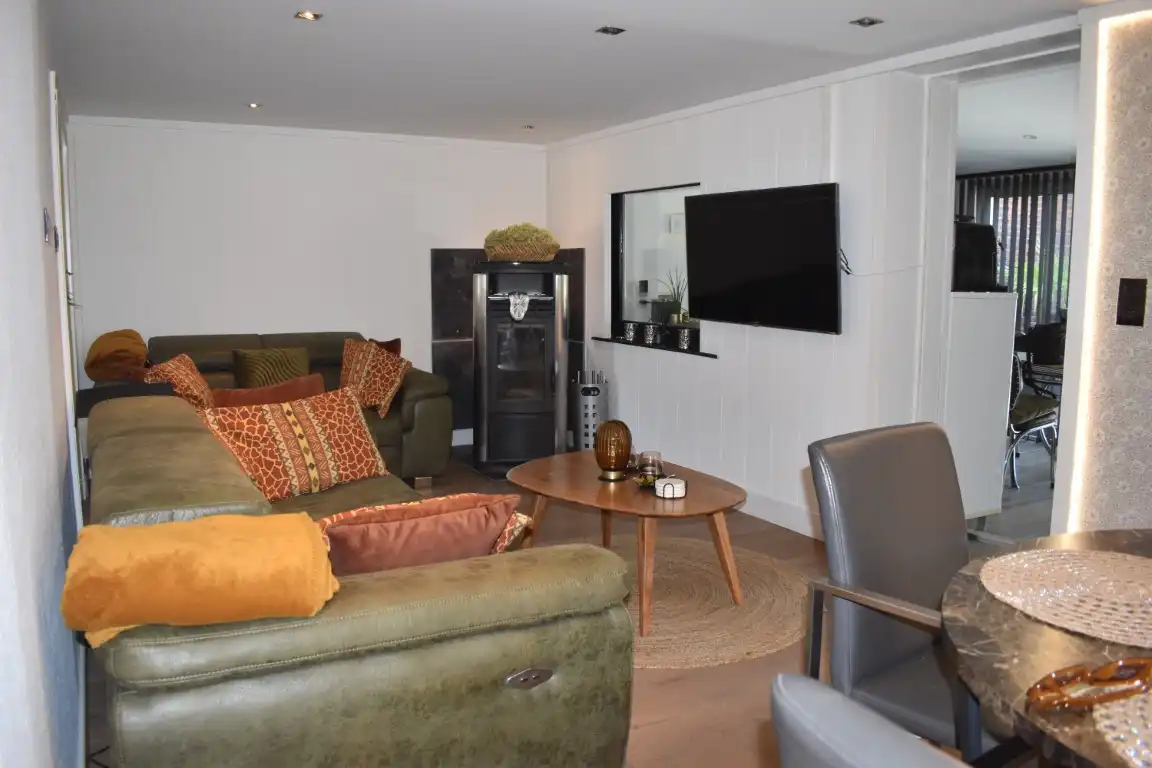 Charmante, energiezuinige woning in Hasselt! foto 4