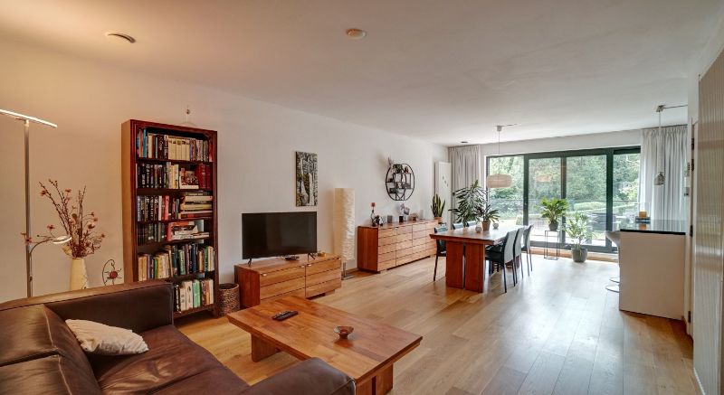 Luxe appartement 150m² met 2 ruime terrassen en autostaanplaats + kelder foto 6