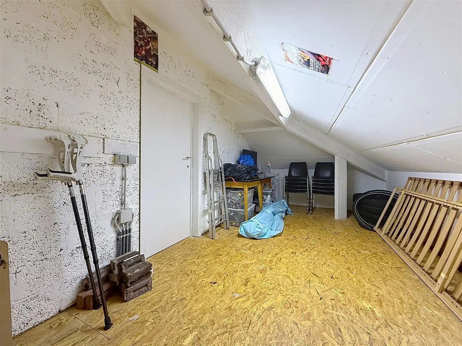 Ruime open bebouwing, 4 slpks, bureau, 14a 01ca foto 30