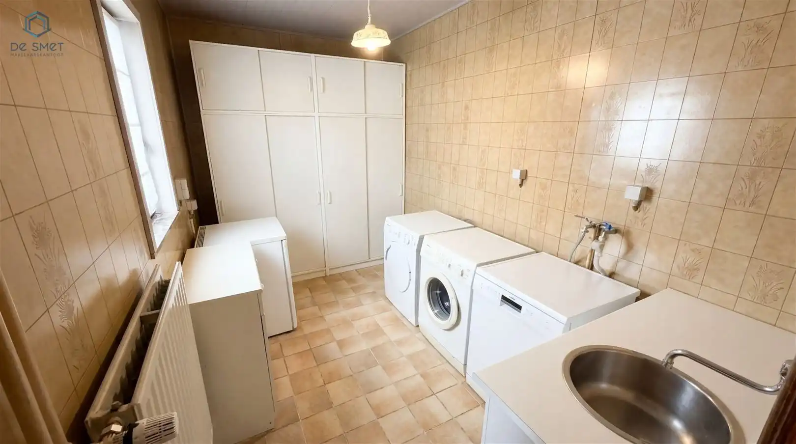 Instapklare woning met 3 slaapkamers, prachtige tuin, 2 garages en tal van mogelijkheden in Lierde foto 22