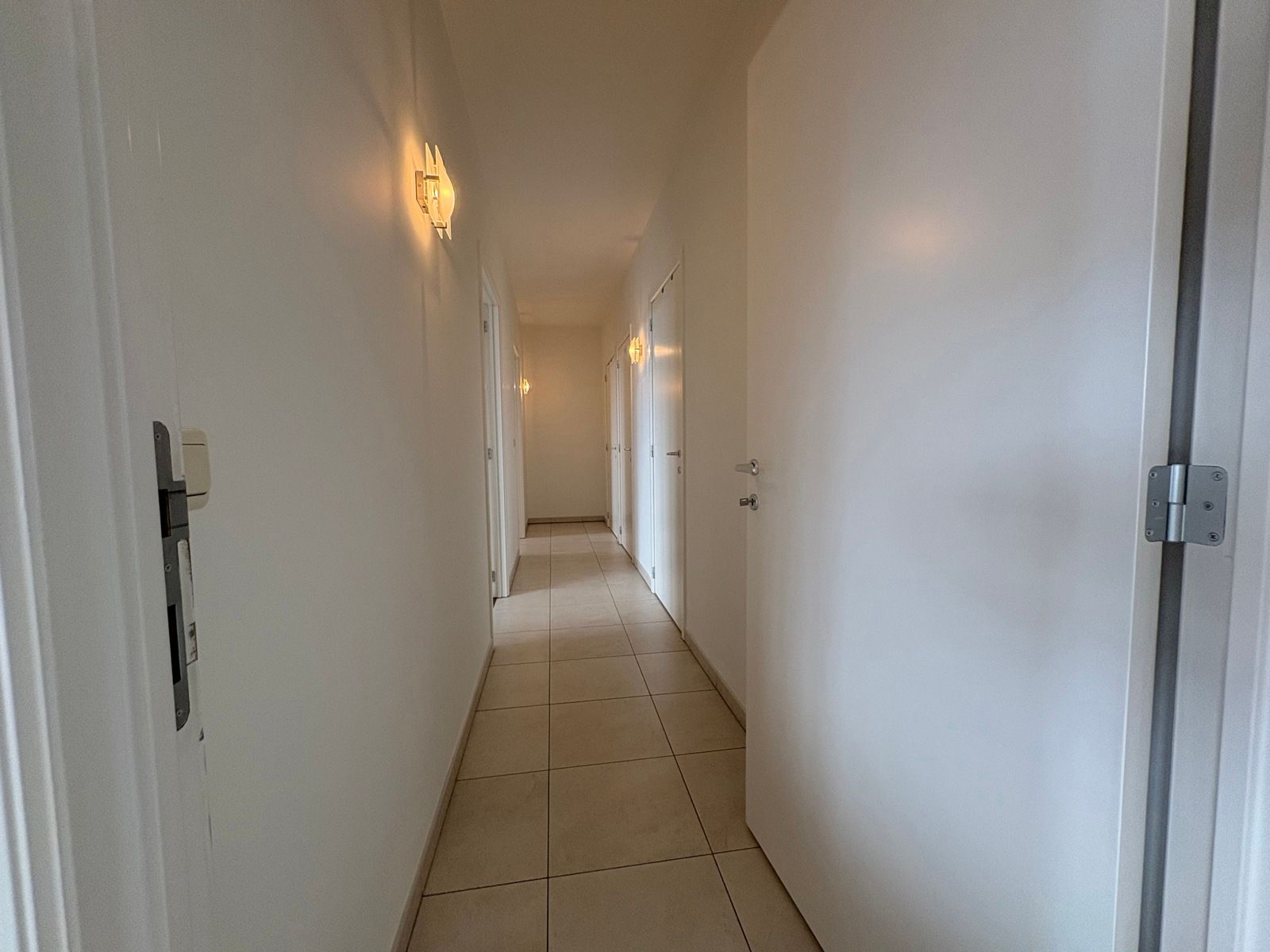 Ruim appartement in het centrum van Bree foto 7