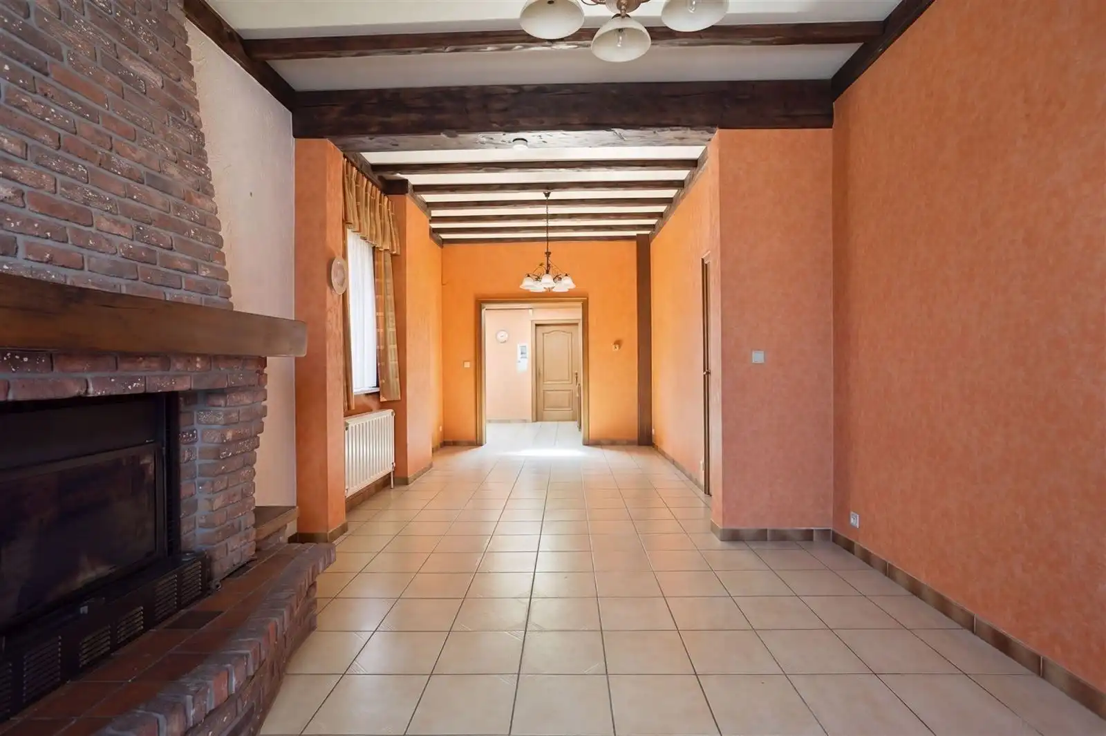 Woning met grote atelier(+/-205m²) te centrum Dworp foto 10