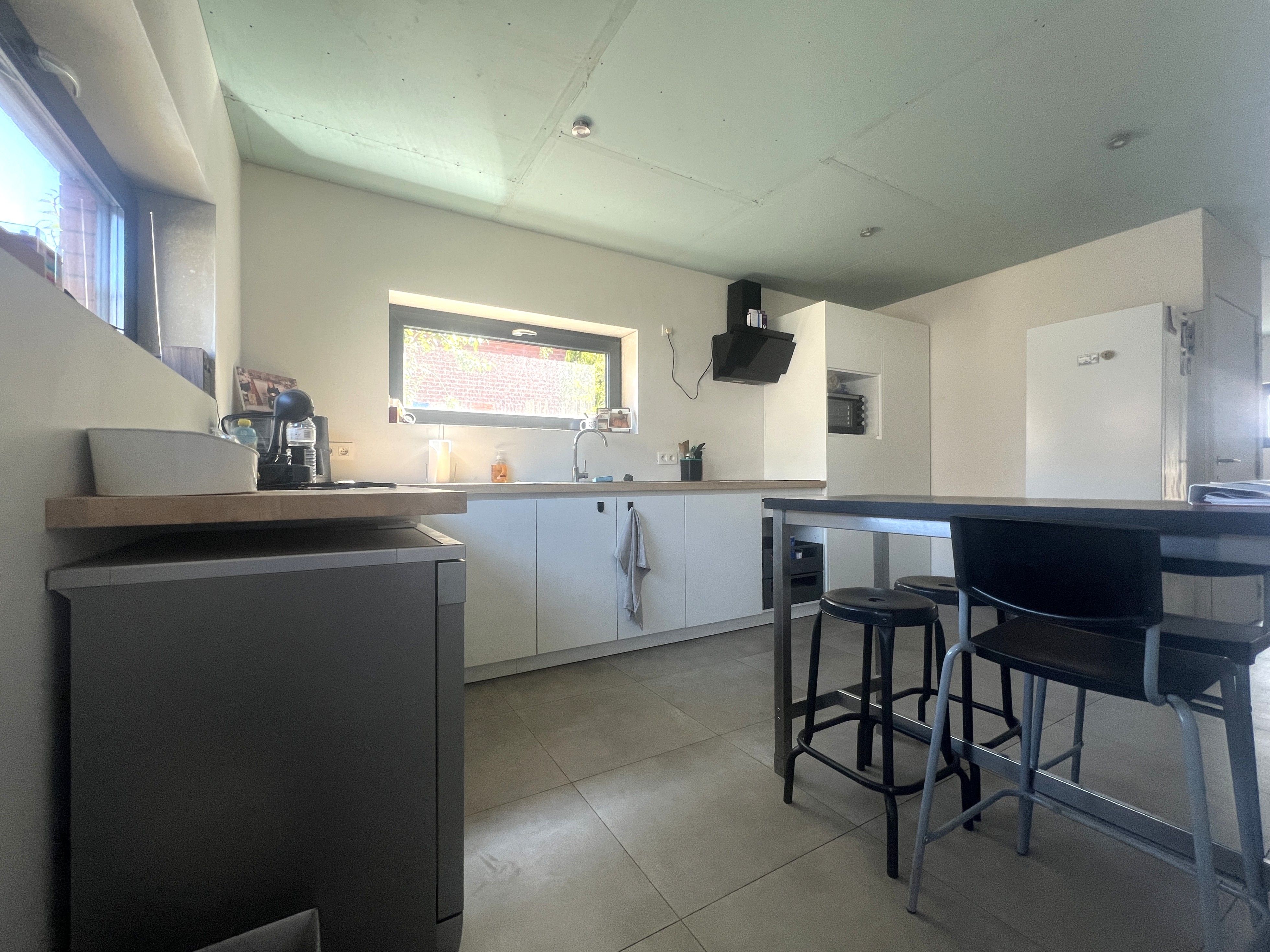 Energiezuinige vrijstaande woning in hartje Koekelare! foto 4