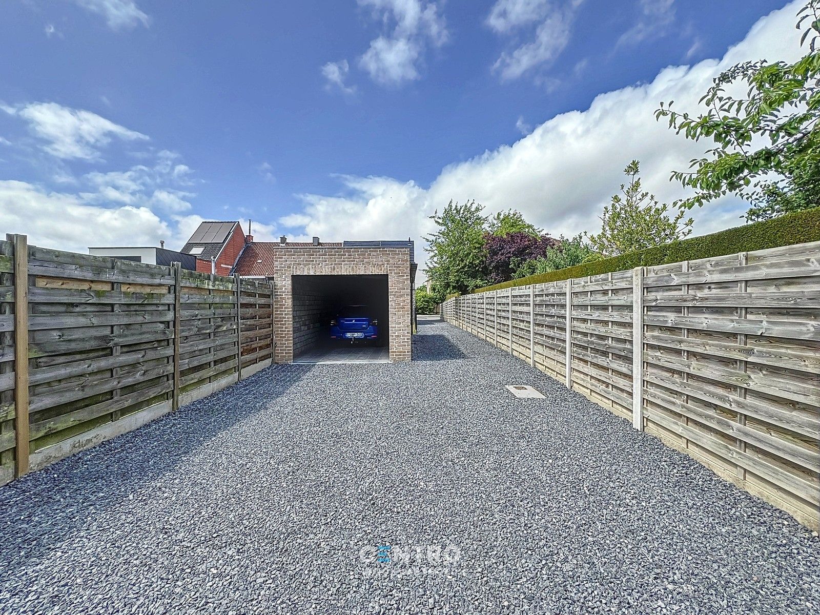 TOPAANBOD, halfopen  NB-woning met 3 slpks, ZUIDger. tuin, GARAGE én ZONNEPANELEN! foto 3